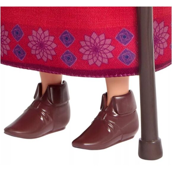 Disney Wish Dahlia of Rosas Posable Fashion Doll with accessories - Picture 9 of 11